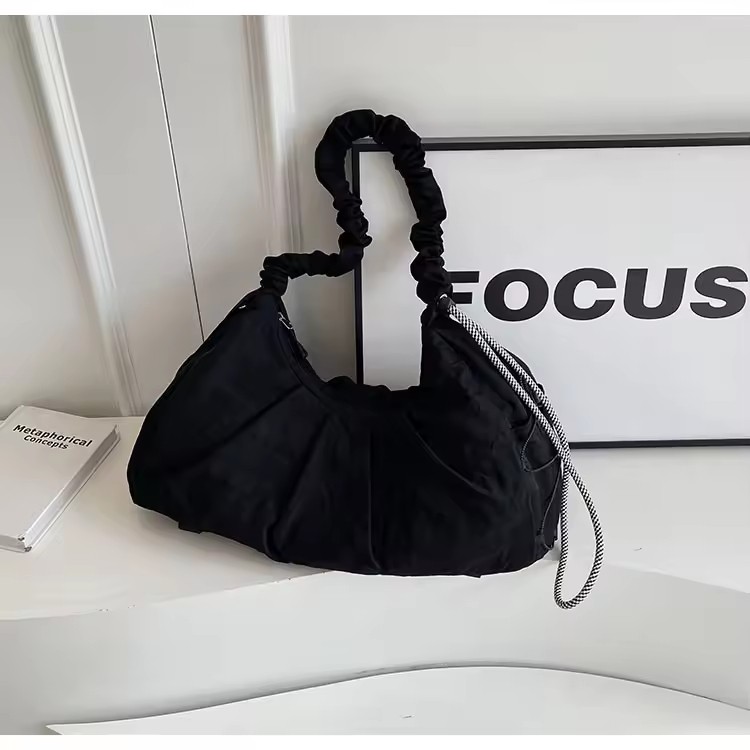 Women's Casual Large Capacity Shoulder Crossbody Bag Spring and Summer Handbag Woman Handbag